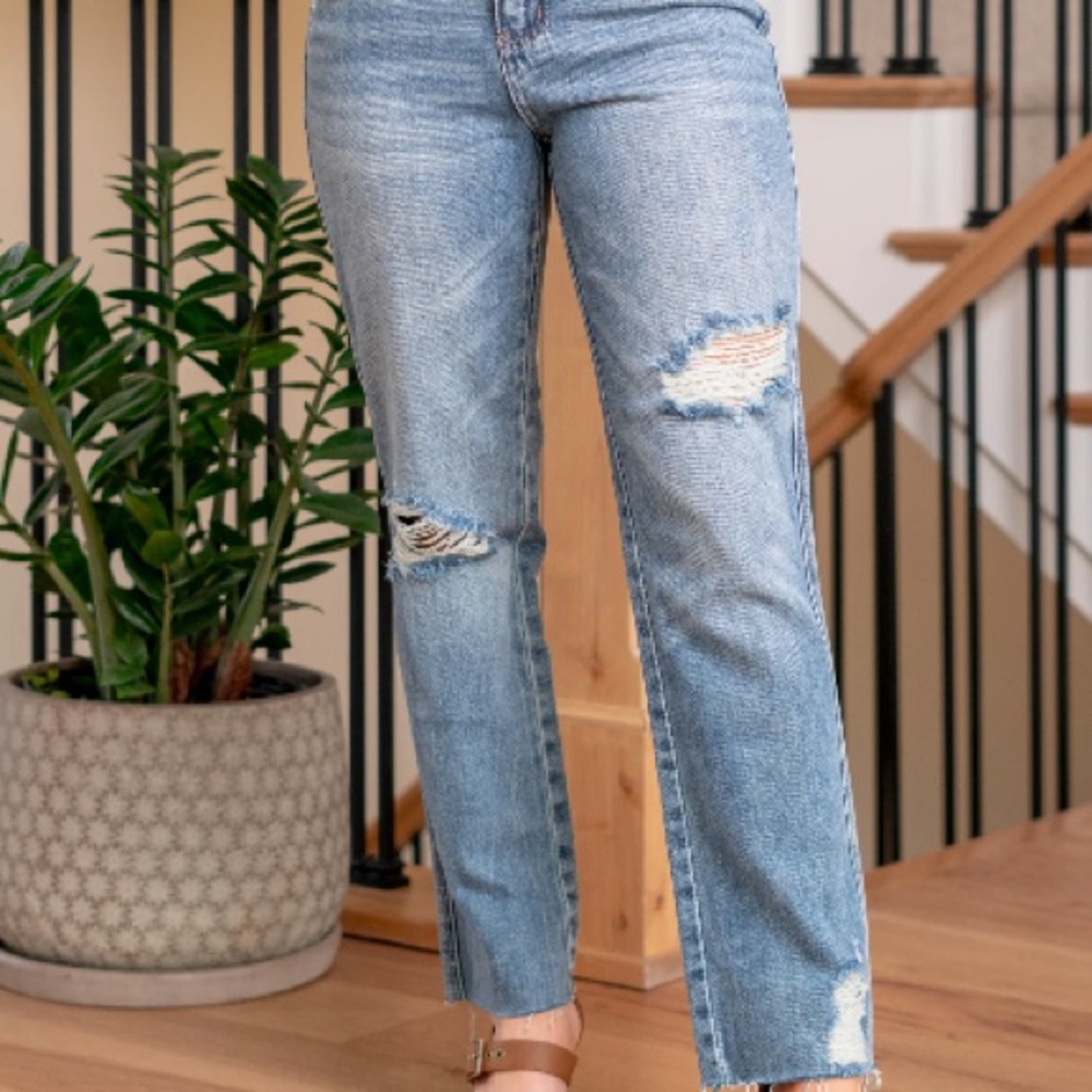 Judy Blue Kristine Rigid Magic High Rise Distressed Straight Leg Jeans 15/32